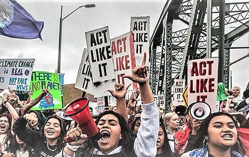 Bridge photo of youth climate protest