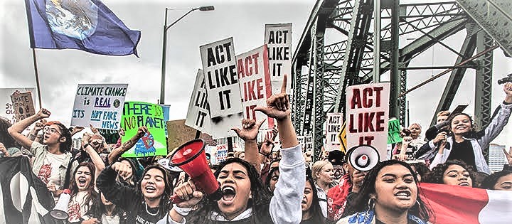 Bridge photo of youth climate protest